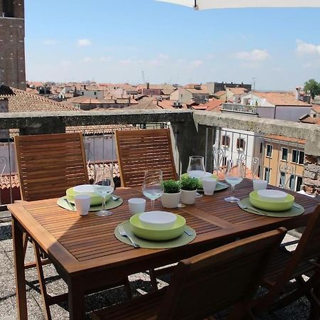 Apartment With Terrace In Chioggia'S Main Square المظهر الخارجي الصورة