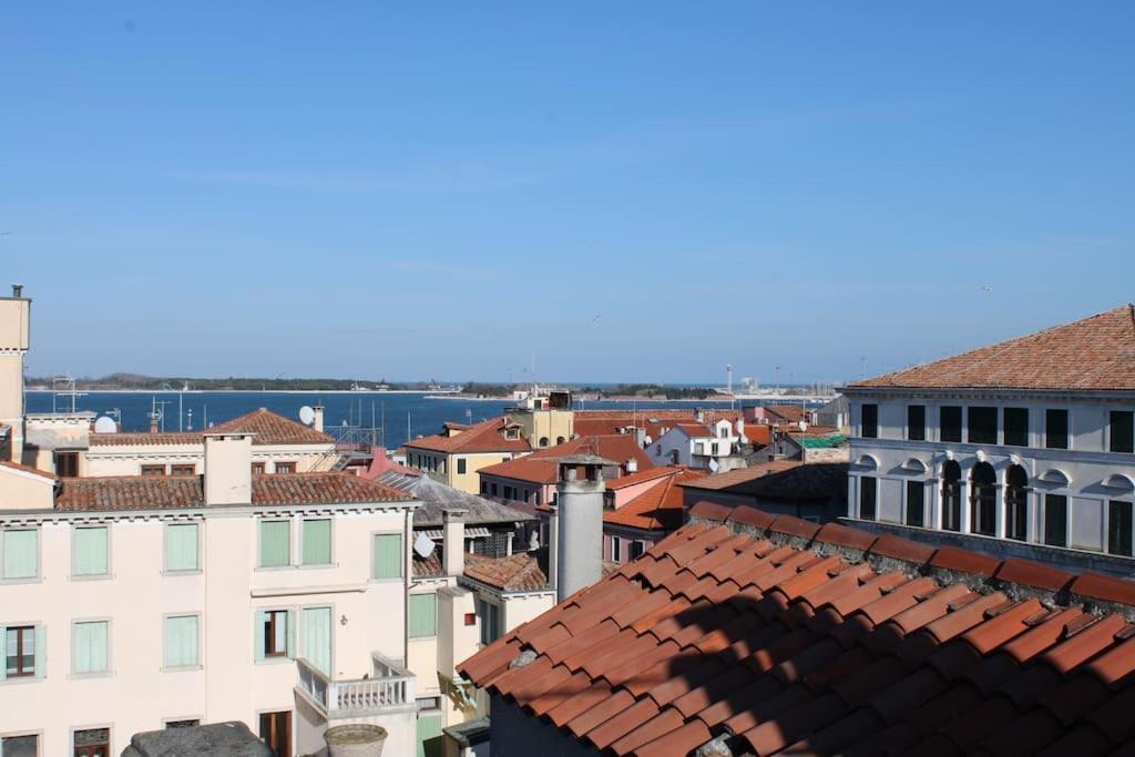 Apartment With Terrace In Chioggia'S Main Square المظهر الخارجي الصورة