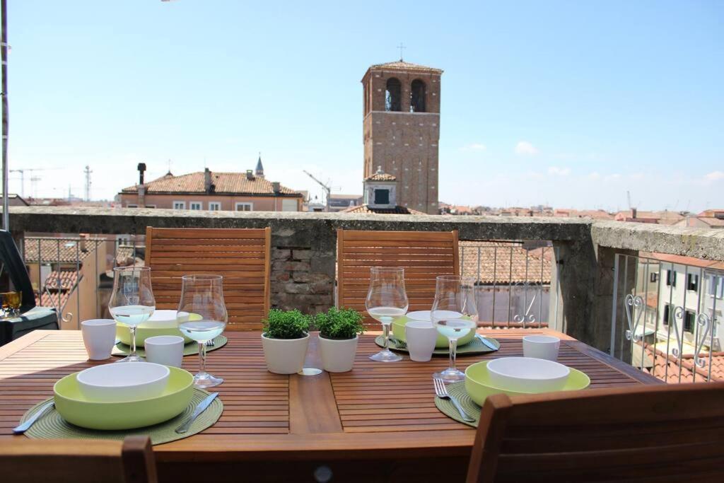 Apartment With Terrace In Chioggia'S Main Square المظهر الخارجي الصورة